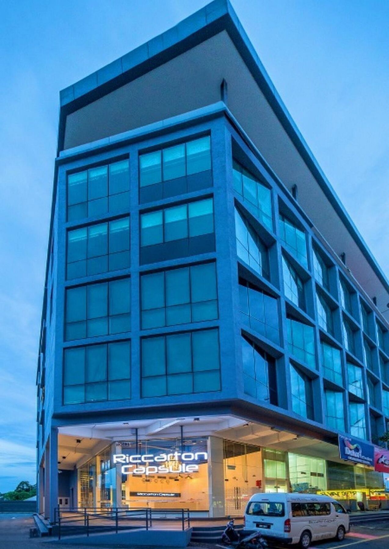 里卡顿胶囊酒店 吉隆坡 外观 照片