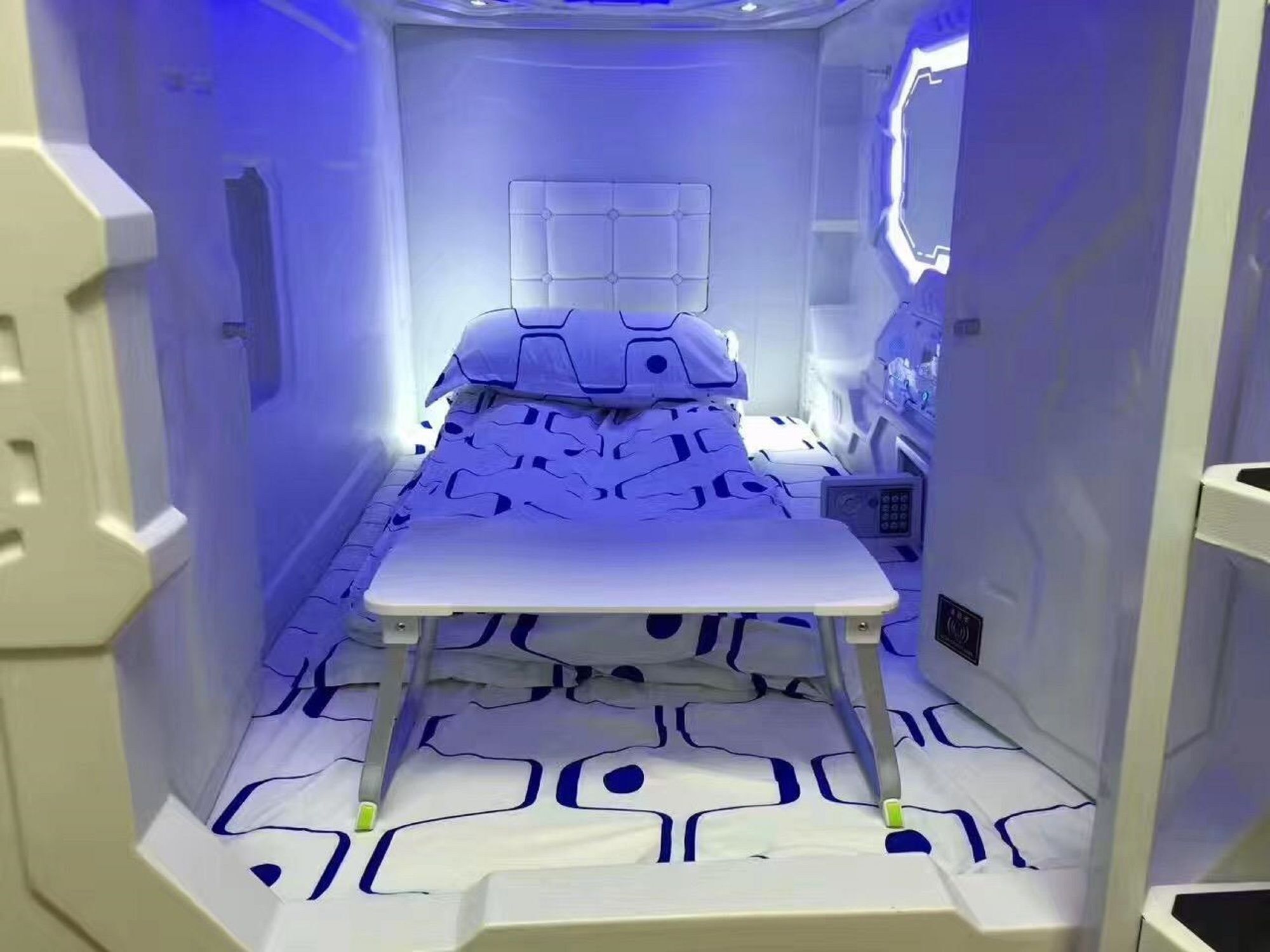 里卡顿胶囊酒店 吉隆坡 外观 照片